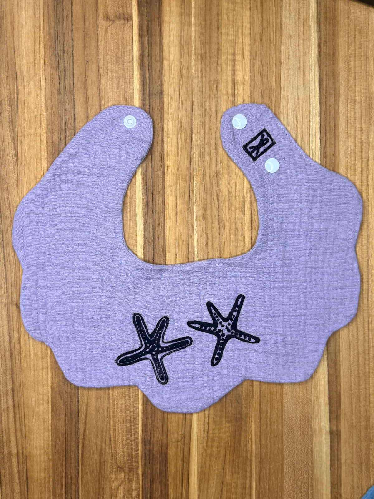 Bib - Scallop Style
